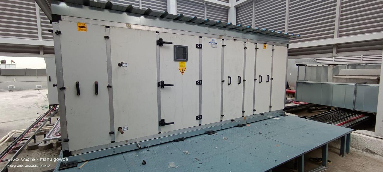 Floor mounted air handling unit